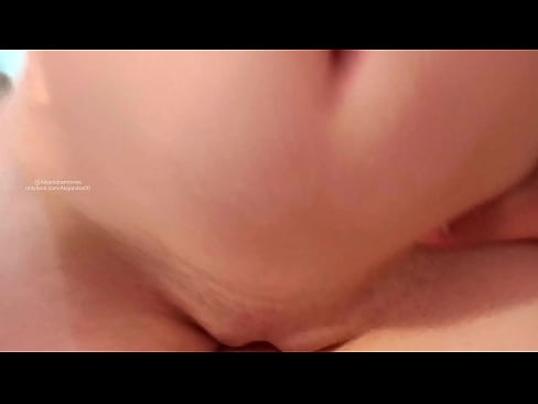 ❤️ Natutulog sa kwarto ni ate at ayun nagising ako ️ Anal video sa amin